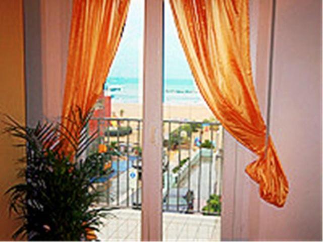 Residence Algarve Римини Номер фото