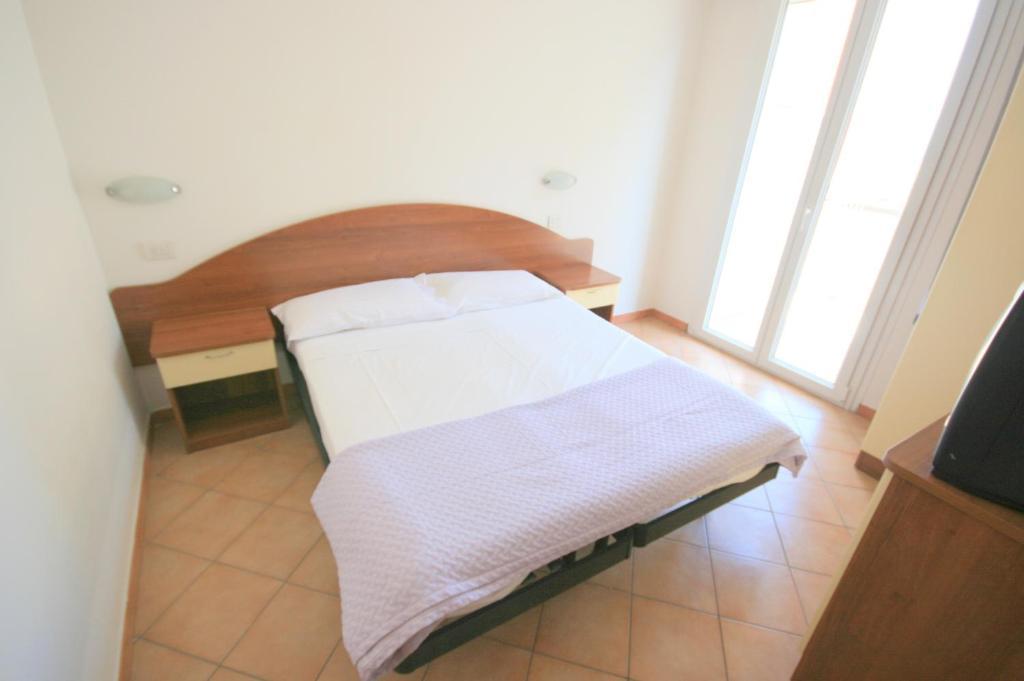 Residence Algarve Римини Номер фото