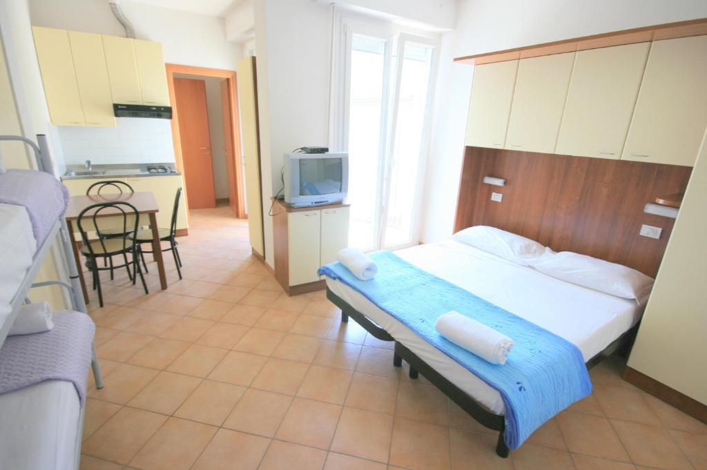 Residence Algarve Римини Экстерьер фото
