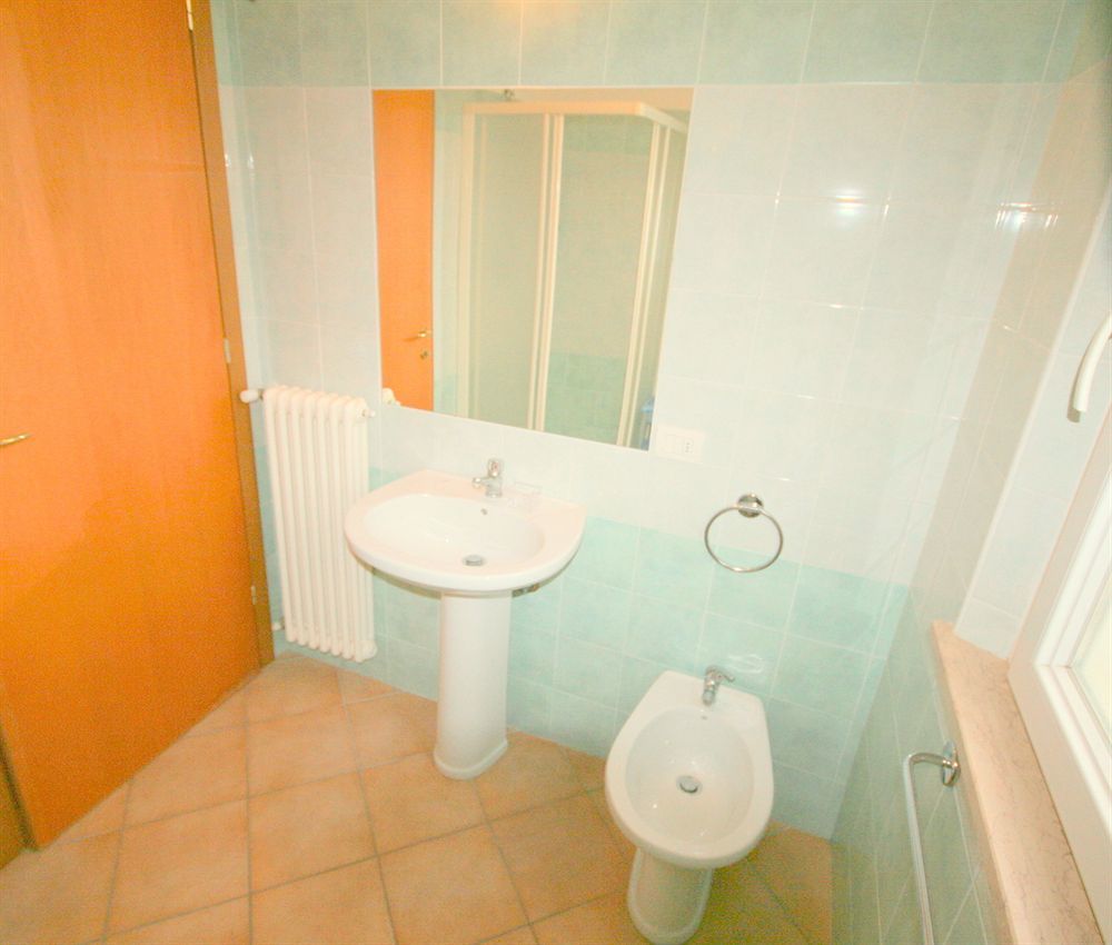 Residence Algarve Римини Экстерьер фото